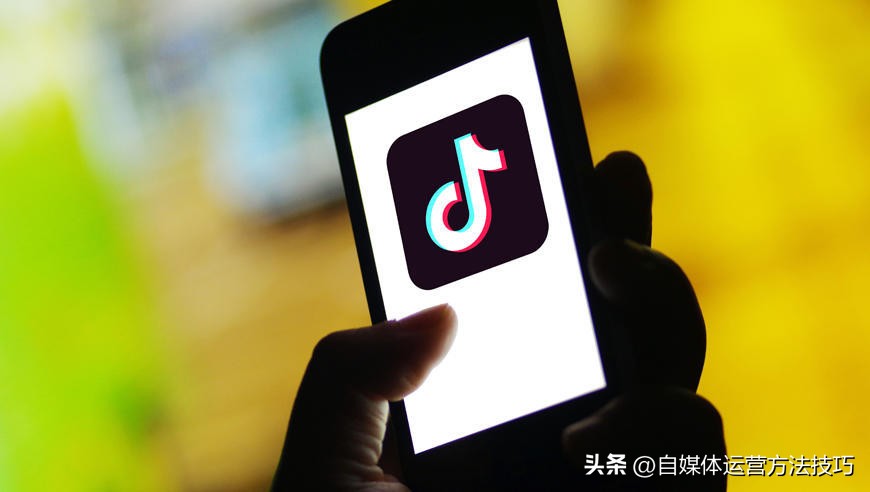 新手如何做带货直播?从0到1的实操步骤与避坑指南